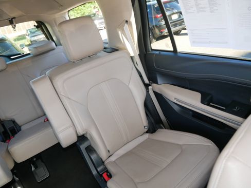 Certified 2024 Ford Expedition Limited image 14