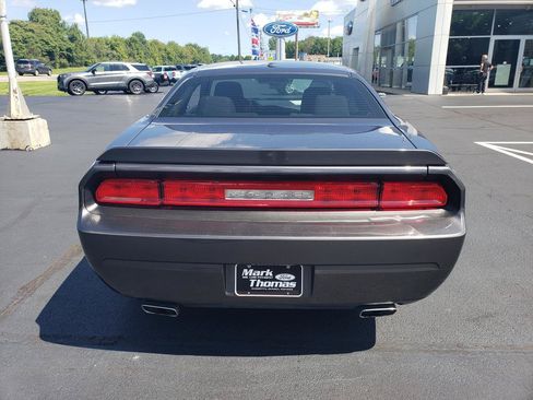 Used 2013 Dodge Challenger SXT w/ Sound Group RWD image 6