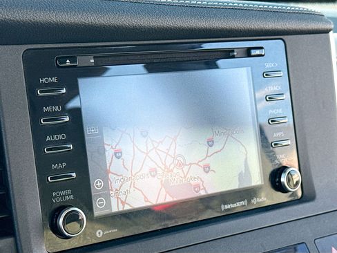 Used 2020 Toyota Sienna XLE image 10