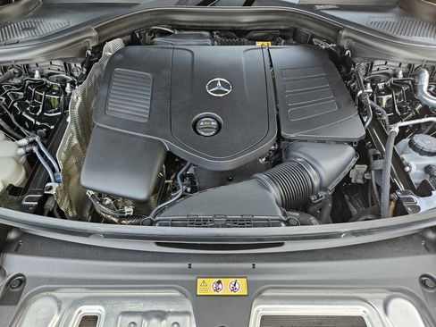 Used 2023 Mercedes-Benz GLC 300 4MATIC image 21