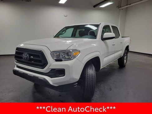 Used 2023 Toyota Tacoma SR image 4