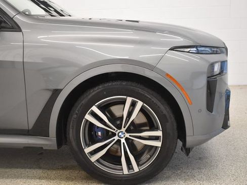 Used 2026 BMW X7 xDrive40i AWD/4WD image 13