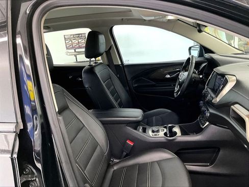 Used 2023 GMC Terrain Denali w/ Black Diamond Edition AWD/4WD image 11