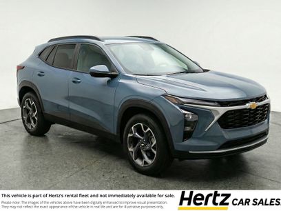Used 2025 Chevrolet Trax LT w/ LT Convenience Package
