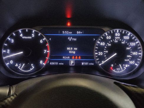 Used 2020 Nissan Sentra SR w/ Premium Package FWD image 23