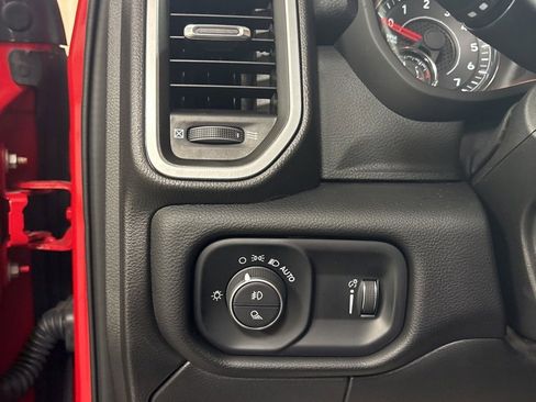 Used 2024 RAM 2500 Big Horn w/ Bed Utility Group image 11