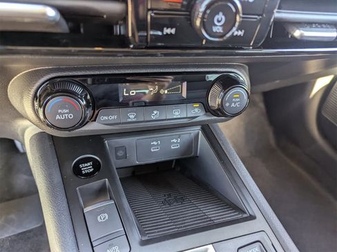 New 2026 Nissan Kicks SV image 22