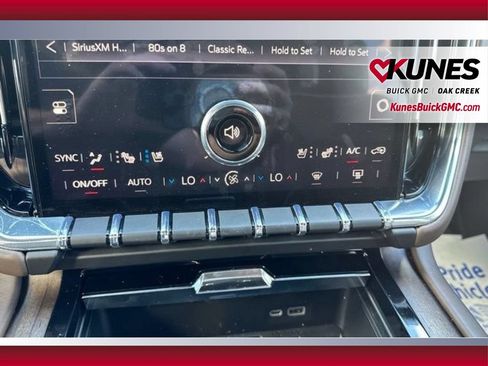Used 2026 GMC Yukon XL Denali Ultimate w/ LPO, Floor Liner Package AWD/4WD image 39