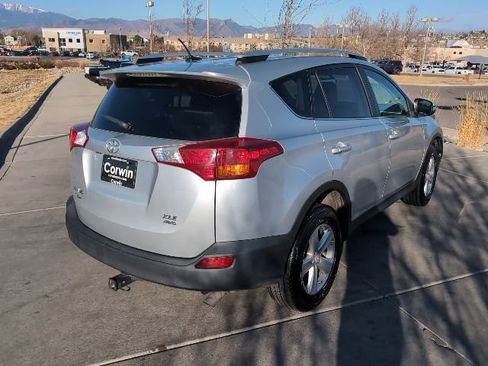Used 2014 Toyota RAV4 XLE image 7