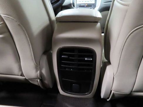 Used 2017 Lincoln MKC Premiere FWD image 25