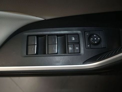 Used 2024 Toyota RAV4 XLE w/ Convenience Package FWD image 14