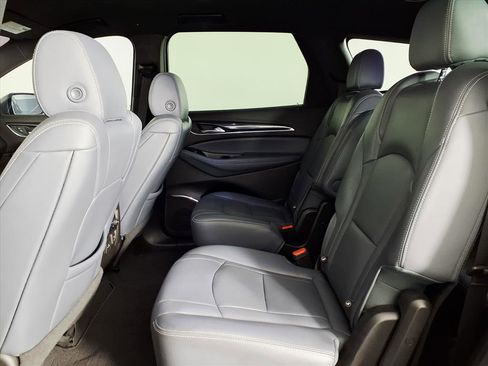 Used 2022 Buick Enclave Premium image 14