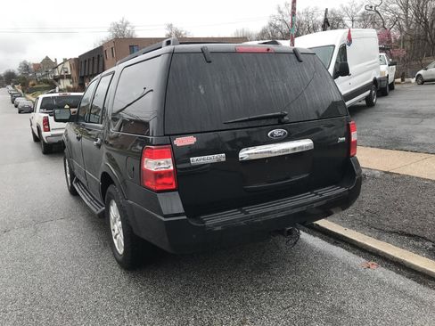 Used 2014 Ford Expedition XLT image 6