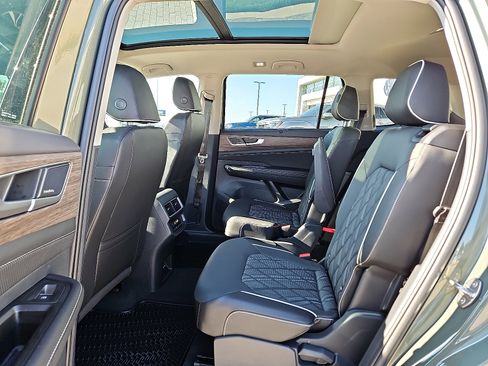 New 2026 Volkswagen Atlas SEL Premium R-Line image 10