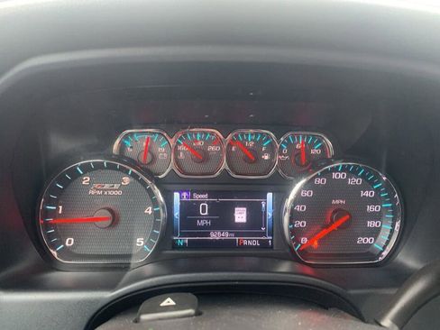 Used 2019 Chevrolet Silverado 2500 LTZ w/ Midnight Edition AWD/4WD image 3