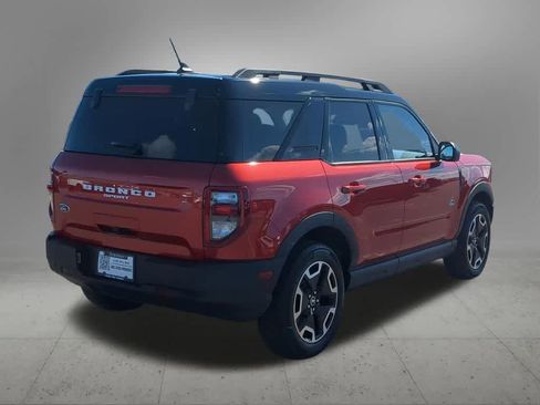 Used 2024 Ford Bronco Sport Outer Banks w/ Tech Package image 6