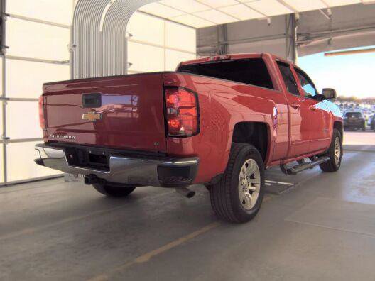 Used 2018 Chevrolet Silverado 1500 LT w/ All Star Edition AWD/4WD image 3