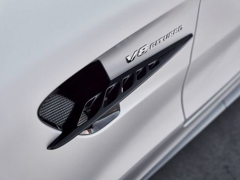 Used 2020 Mercedes-Benz AMG GT R image 14