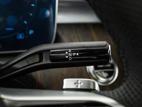 New 2025 Mercedes-Benz C 300 4MATIC Sedan image 12