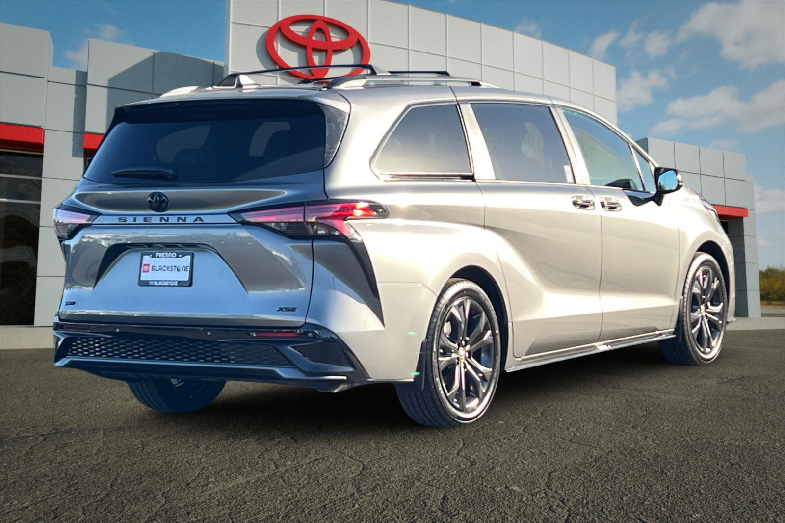Certified 2026 Toyota Sienna XSE FWD image 3