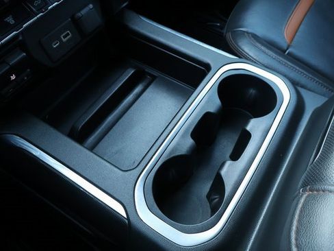 Used 2022 GMC Sierra 2500 AT4 image 35