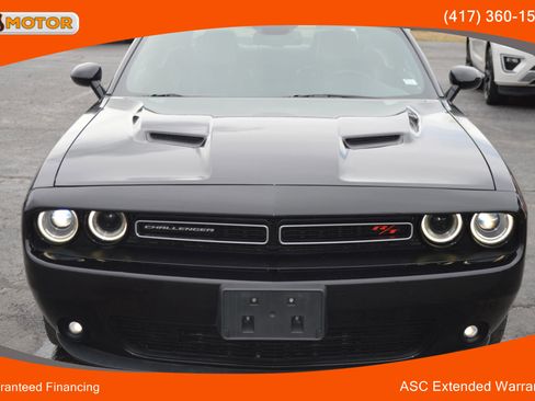 Used 2015 Dodge Challenger R/T Plus image 22