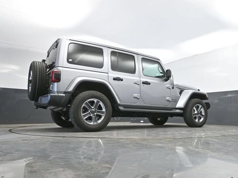 Used 2020 Jeep Wrangler Unlimited Sahara AWD/4WD image 44