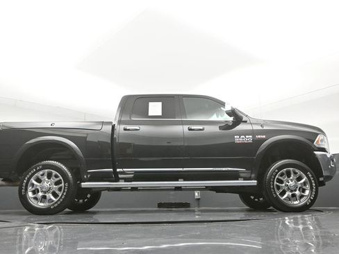 Used 2016 RAM 2500 Limited AWD/4WD image 32