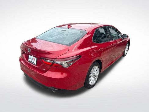 Used 2024 Toyota Camry LE FWD image 9