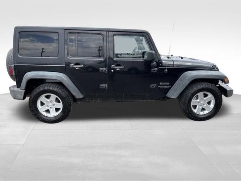Used 2015 Jeep Wrangler Unlimited Sport w/ Quick Order Package 24S AWD/4WD image 7