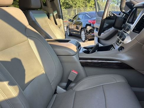 Used 2016 GMC Yukon SLT w/ Open Road Package AWD/4WD image 15