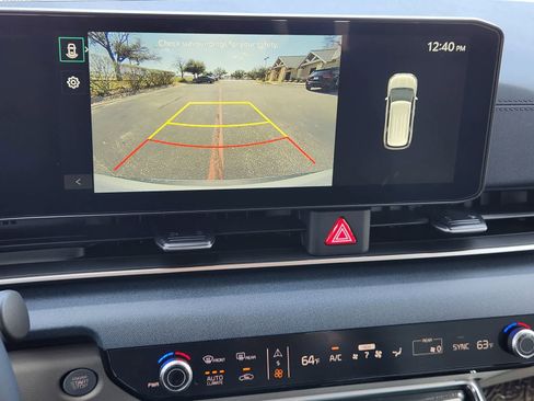 New 2026 Kia Carnival EX image 14