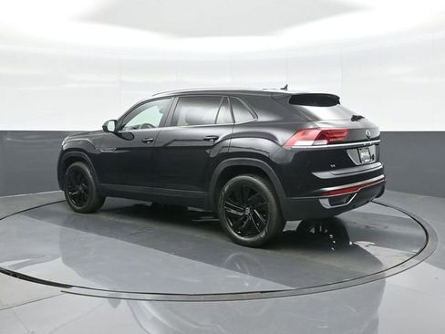 Used 2023 Volkswagen Atlas Cross Sport SE FWD image 5