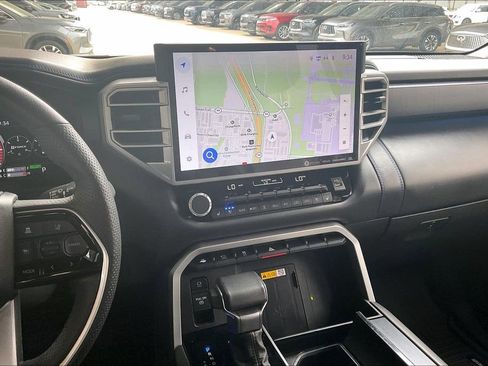 Used 2023 Toyota Sequoia Platinum AWD/4WD image 8