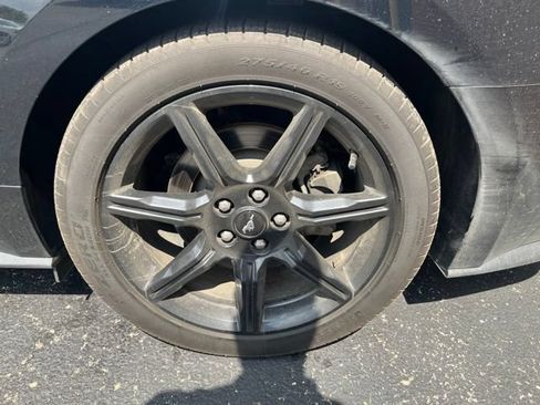 Used 2019 Ford Mustang GT Premium w/ Black Accent Package RWD image 7