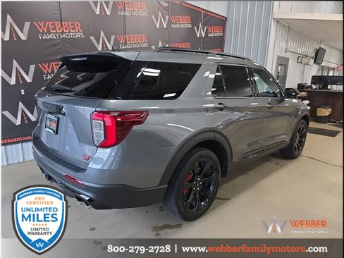 Used 2024 Ford Explorer ST w/ Equipment Group 401A AWD/4WD image 4