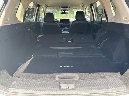 Certified 2024 Nissan Rogue SL AWD/4WD image 26