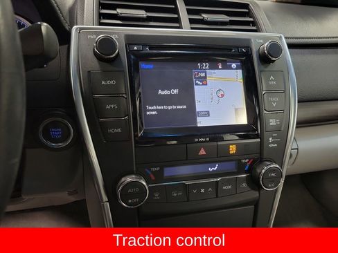 Used 2016 Toyota Camry XLE w/ Moonroof Package image 14