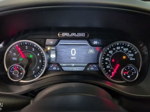 New 2026 RAM 1500 4x4 Crew Cab image 18