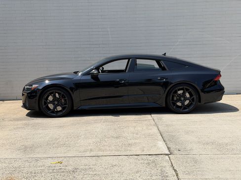 Used 2025 Audi RS 7 Performance AWD/4WD image 6