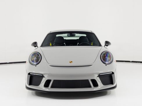 Used 2018 Porsche 911 GT3 RWD image 8
