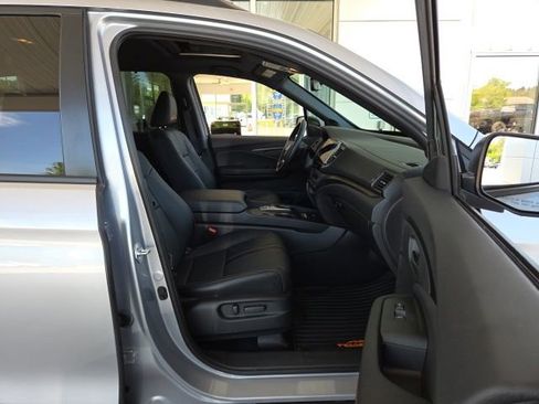 Used 2024 Honda Passport TrailSport image 40