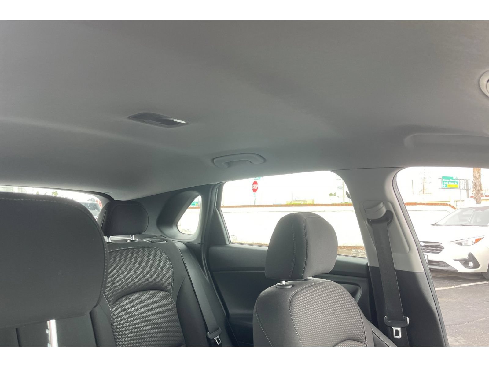 Used 2018 Hyundai Elantra GT FWD image 20