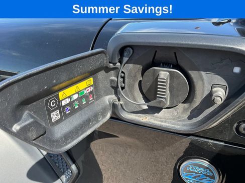 Used 2024 Jeep Wrangler Unlimited AWD/4WD image 17