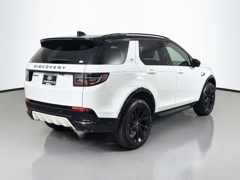 Certified 2025 Land Rover Discovery Sport Dynamic SE AWD/4WD image 5
