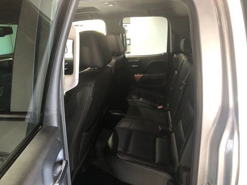 Used 2018 Chevrolet Silverado 1500 LTZ AWD/4WD image 13