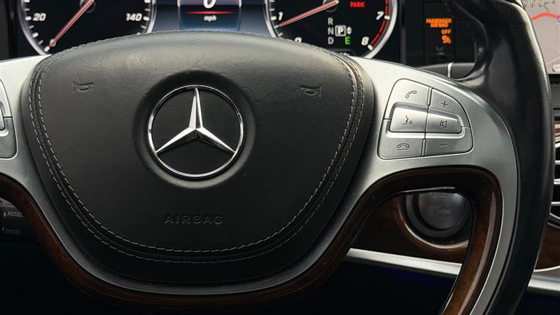 Used 2015 Mercedes-Benz S 550 4MATIC Sedan image 34