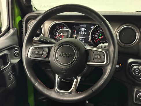 Used 2018 Jeep Wrangler Unlimited Rubicon w/ Dual Top Group image 23