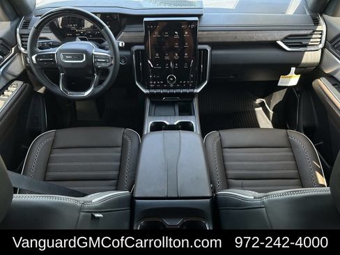 New 2026 GMC Acadia Denali Ultimate w/ LPO, Floor Liner Package AWD/4WD image 10