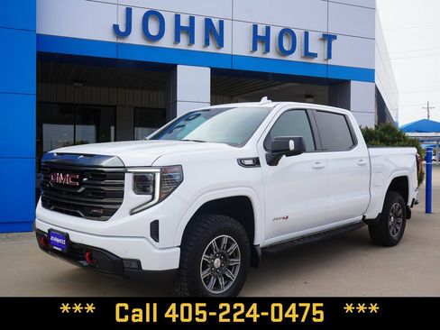 Used 2024 GMC Sierra 1500 AT4 w/ Technology Package AWD/4WD image 1